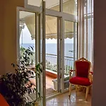 Beach Apartment * PalaiónTsiflíkion