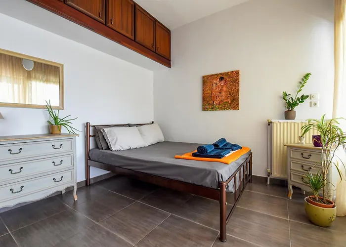 Beach Apartment *