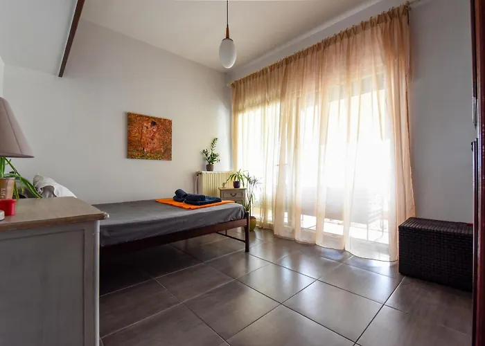 Beach Apartment * PalaiónTsiflíkion